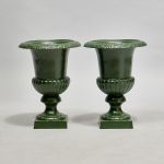 959 9465 GARDEN URNS